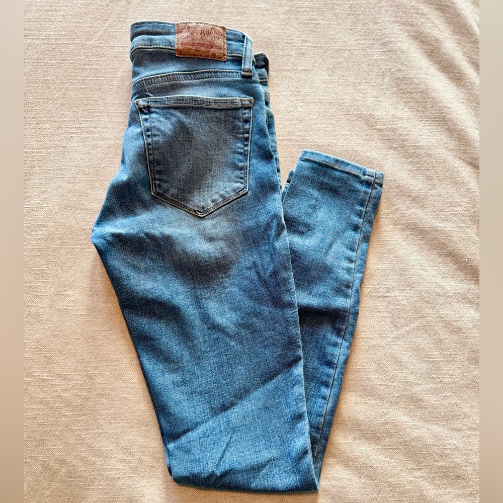 Lucky Brand Jeans: Ava Super Skinny high rise Size 00(24), 27” inseam.